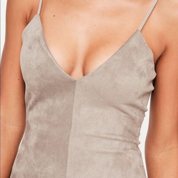 NWOT Misguided Women's Grey Bonded Suede Strappy Bodycon Dress Size 4 - Picture 5 of 7